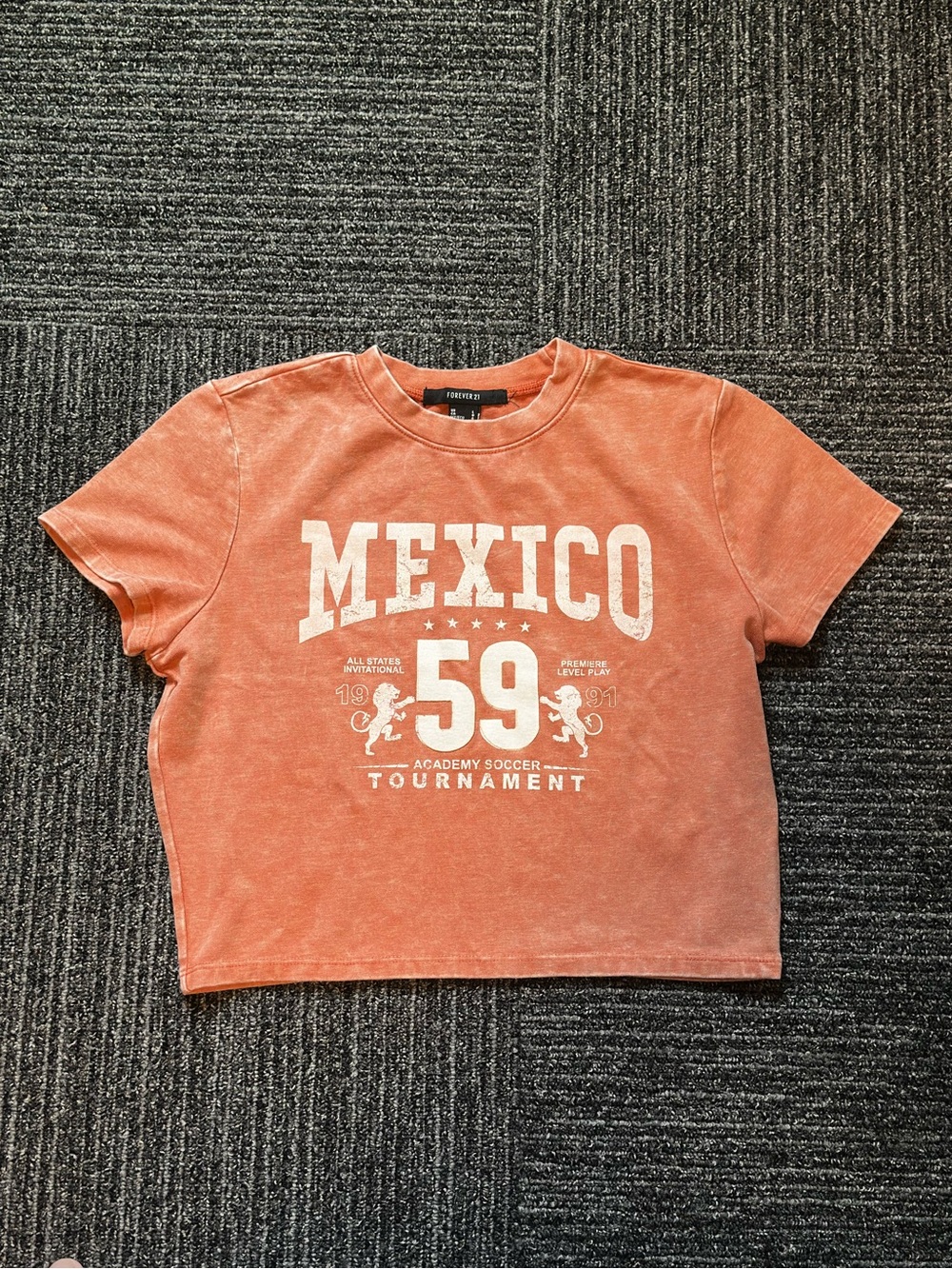 Forever 21 Coral Graphic 'Mexico 59' Crop Tee - Kids